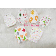 Load image into Gallery viewer, Sarung Tangan Bayi Katun Motif IMPORT | Untuk Cewek dan Cowok