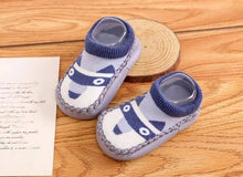 Load image into Gallery viewer, Sepatu Prewalker Bayi Anti Selip SIZE 11CM | Motif Binatang